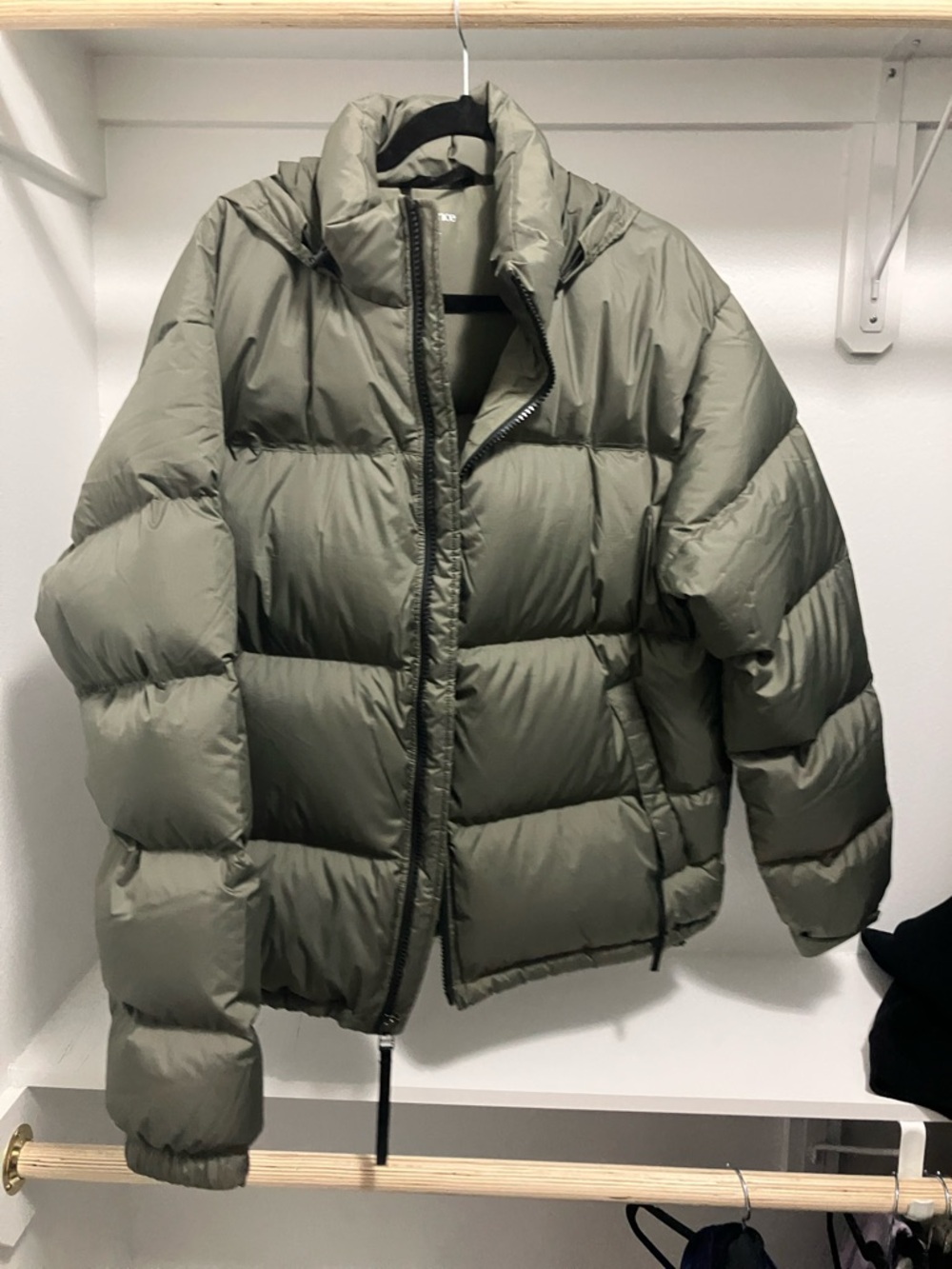 Quince Men's Quilted Puffer Jacket in Olive XL